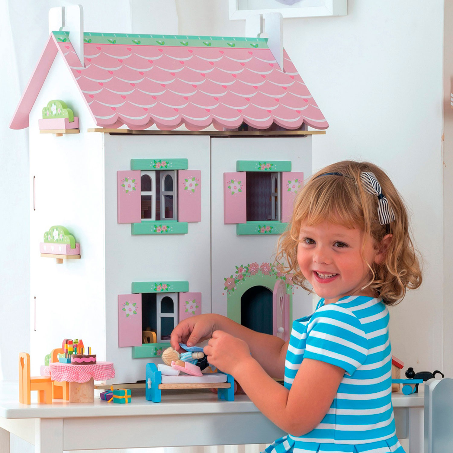 Le Toy Van Sweetheart Häuschen mit Möbeln